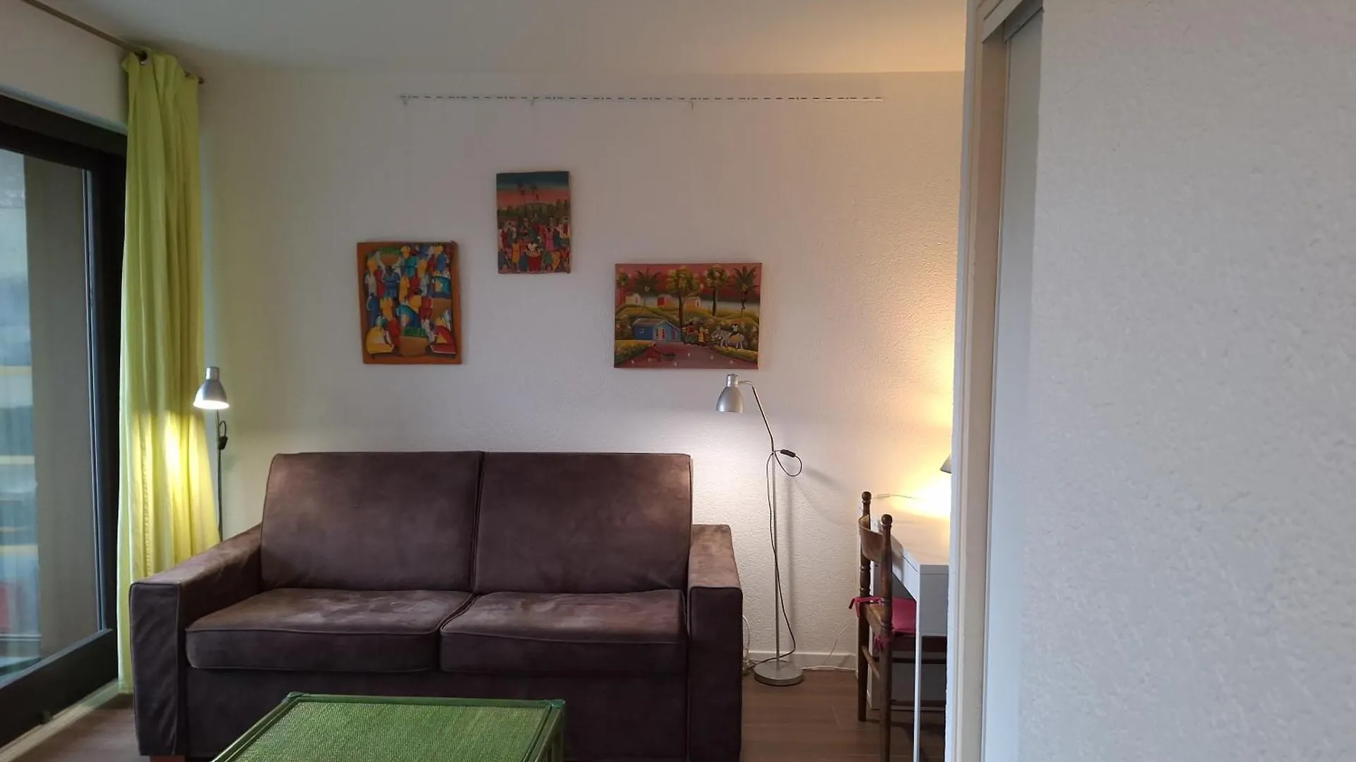 Apartment Charmant Studio Au Calme Dans Le Parc Thonon-les-Bains